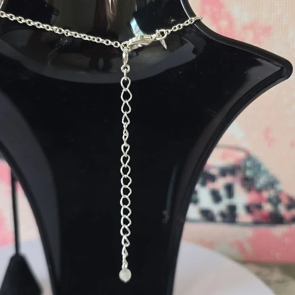 Unbranded Blue Opalescent Pendant Necklace & Drop Earrings Set Silver Tone Flora - Picture 3 of 8